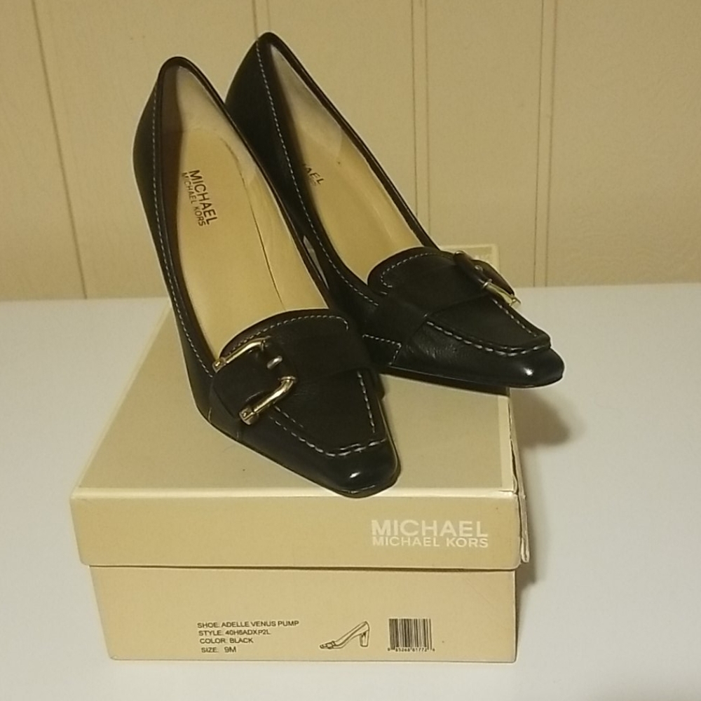 Michael Kors Adelle Venus Pump - Black